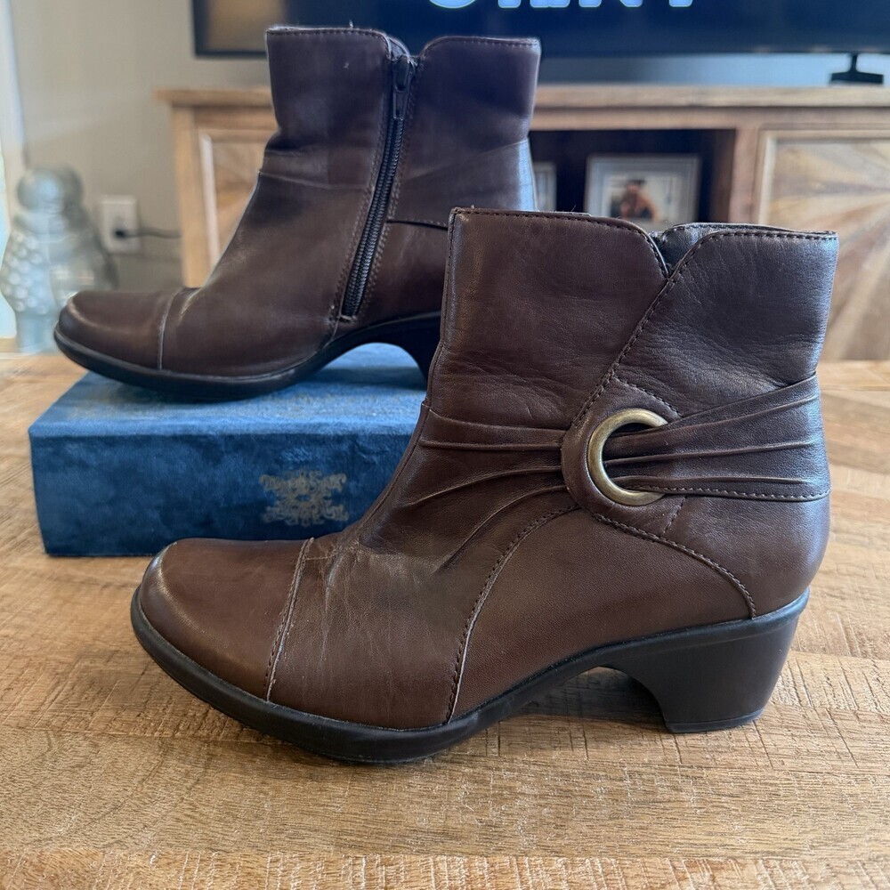Clarks Bendables Brown Leather Ankle Boots Side Zip Women’s Size 6M 80834